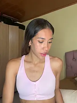 zoe storm online show from April 8, 2026, 11:50 pm