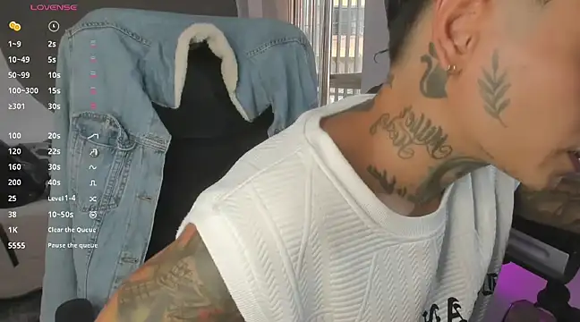 Snapshot of tattokoi chatting on March 14, 2025, 8:06 pm tattokoi online show from March 14, 2025, 8:06 pm