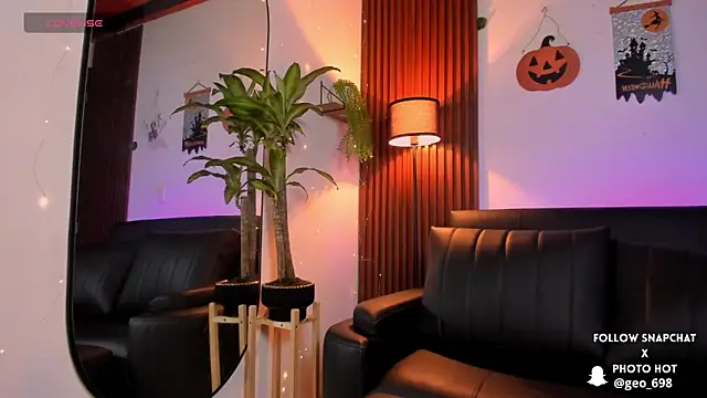 Georgina caruso online show from October 18, 2025, 7:54 am