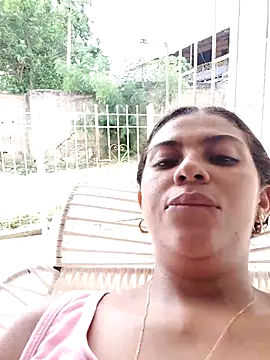 Snapshot of CallMeHeaven chatting on April 29, 2026, 7:31 pm CallMeHeaven online show from April 29, 2026, 7:31 pm