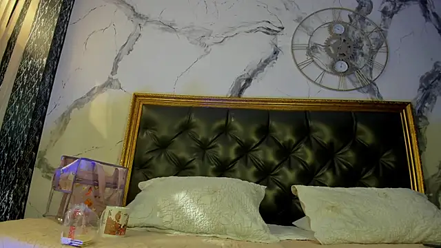 DalayMoore online show from February 12, 2026, 8:19 pm