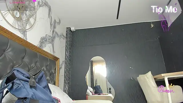 DalayMoore online show from April 11, 2026, 8:12 pm