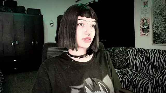 roxy toxic online show from February 24, 2026, 12:55 am