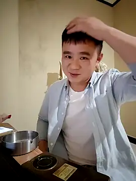 Snapshot of goodboyfcy chatting on February 17, 2025, 10:51 am goodboyfcy online show from February 17, 2025, 10:51 am