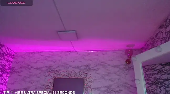 Skye Little v online show from March 12, 2025, 1:40 pm