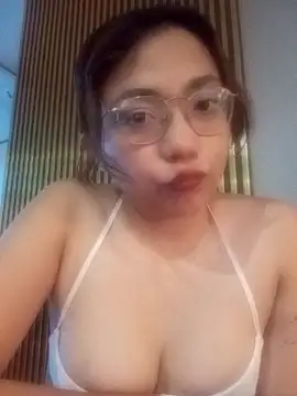 criscrispdv online show from February 26, 2026, 11:38 pm