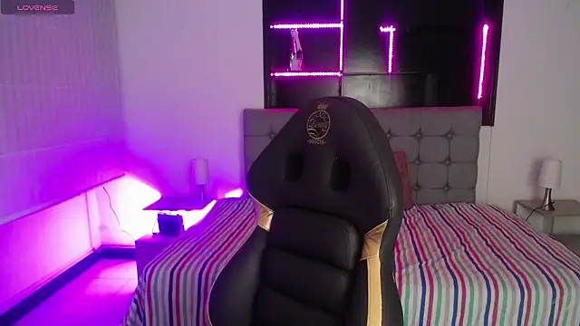 Kitten Cam online show from March 27, 2026, 12:52 am