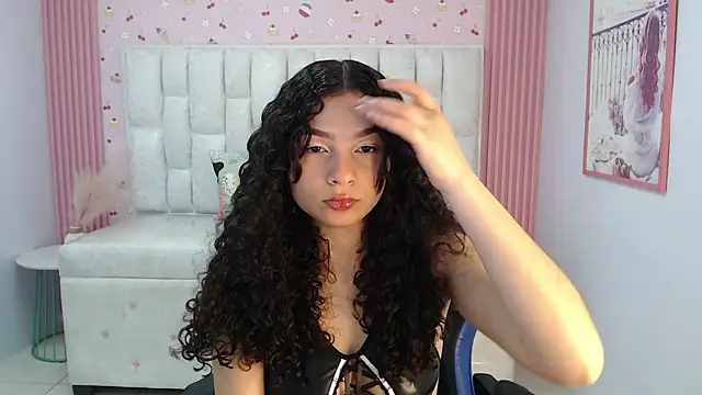 shalon diaz s online show from September 12, 2025, 1:11 pm