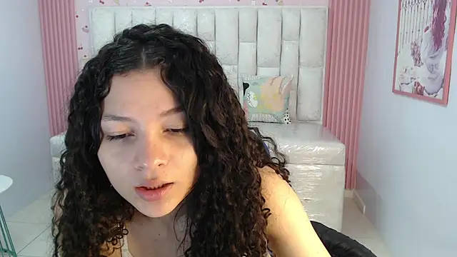 shalon diaz s online show from September 10, 2025, 12:59 pm