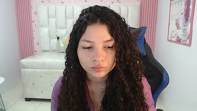 shalon diaz s online show from September 9, 2025, 12:58 pm