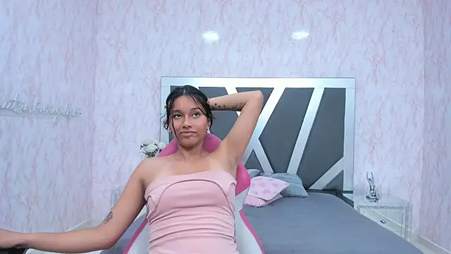 LIA SWAN  online show from March 2, 2025, 10:05 am