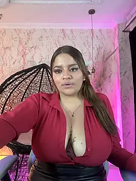 victoria  floyd online show from March 4, 2025, 11:32 pm