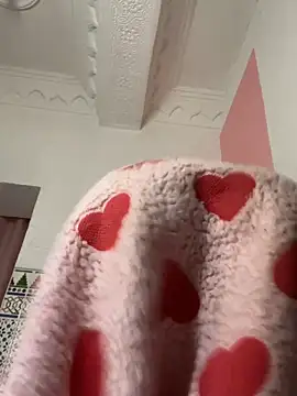 Snapshot of majdolin78 chatting on February 1, 2026, 10:57 am majdolin78 online show from February 1, 2026, 10:57 am