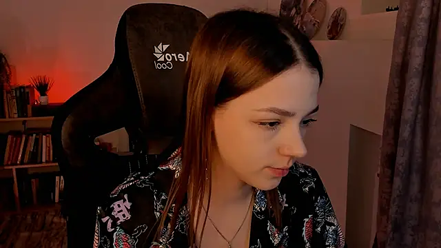 PamBeesly online show from January 25, 2025, 8:53 am