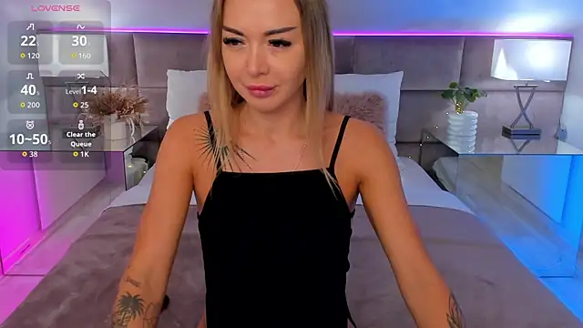 SusanBlair online show from October 3, 2025, 5:20 am