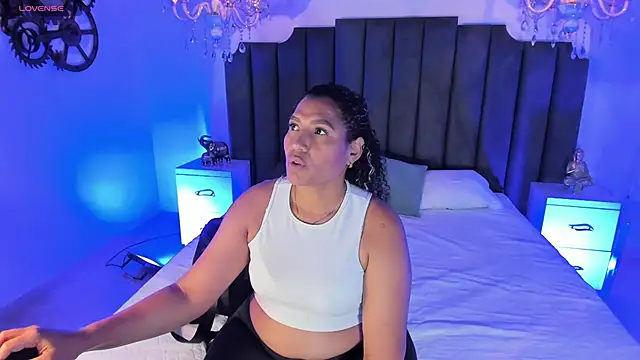 AnthonelaRusso  online show from March 15, 2025, 3:29 am