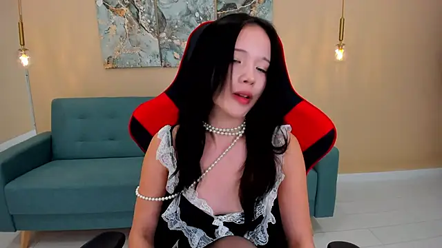 Snapshot of AnneCurtis chatting on March 9, 2025, 3:49 pm AnneCurtis online show from March 9, 2025, 3:49 pm