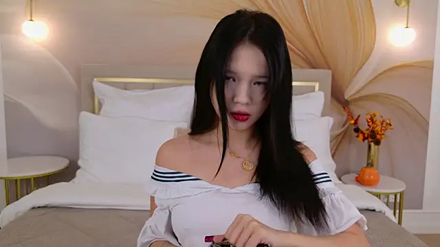 Snapshot of AnneCurtis chatting on November 10, 2025, 3:11 am AnneCurtis online show from November 10, 2025, 3:11 am