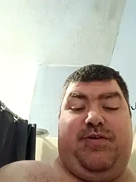 Rcraigue4 online show from October 18, 2025, 4:09 pm