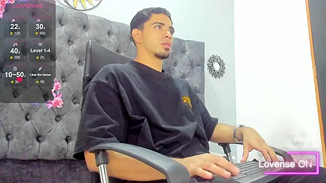 RYAN PATERSON online show from March 14, 2025, 7:55 pm