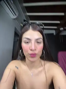 thompsonabella666 online show from March 27, 2026, 5:49 am