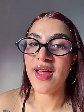 thompsonabella666 online show from May 12, 2026, 9:10 pm
