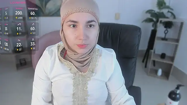 Ayha khalaf online show from November 25, 2025, 1:06 am