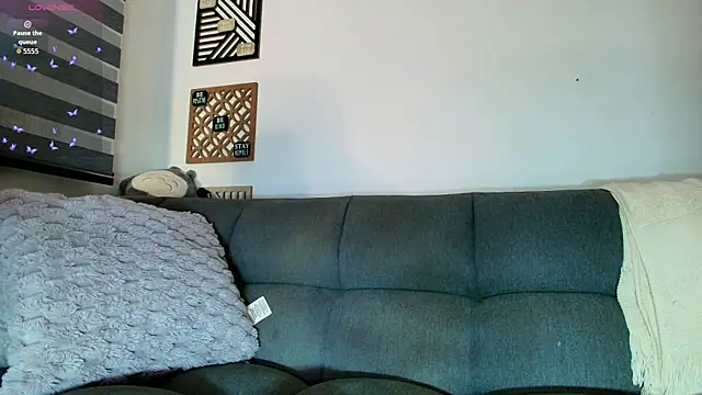 love sharol  online show from October 31, 2025, 3:36 am