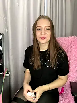 LillyFan-X online show from December 17, 2025, 4:50 am