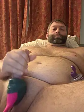 Snapshot of Dadbod4you chatting on September 18, 2025, 2:25 am Dadbod4you online show from September 18, 2025, 2:25 am