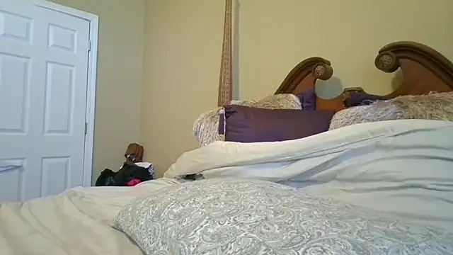 Snapshot of Soultouch1 chatting on January 15, 2026, 7:06 pm Soultouch1 online show from January 15, 2026, 7:06 pm