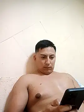 Snapshot of LuisMex1998 chatting on February 26, 2026, 9:53 am LuisMex1998 online show from February 26, 2026, 9:53 am