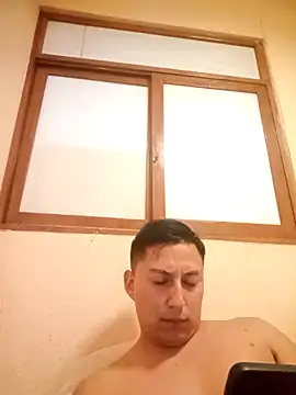 Snapshot of LuisMex1998 chatting on February 21, 2026, 2:41 pm LuisMex1998 online show from February 21, 2026, 2:41 pm