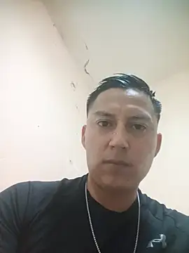 LuisMex1998 online show from May 25, 2026, 3:50 am