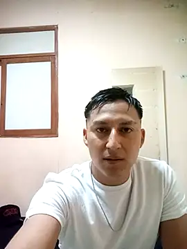 LuisMex1998 online show from April 22, 2026, 5:58 am