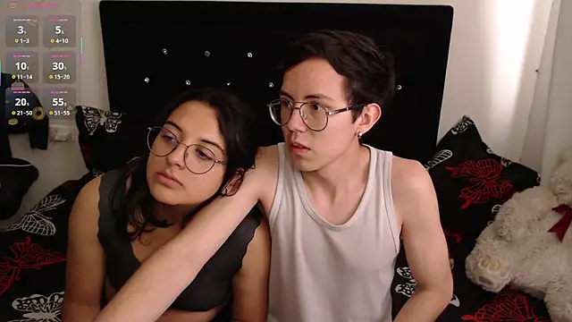 Snapshot of Tina_4_Charlie chatting on March 4, 2025, 5:45 pm Tina 4 Charlie online show from March 4, 2025, 5:45 pm