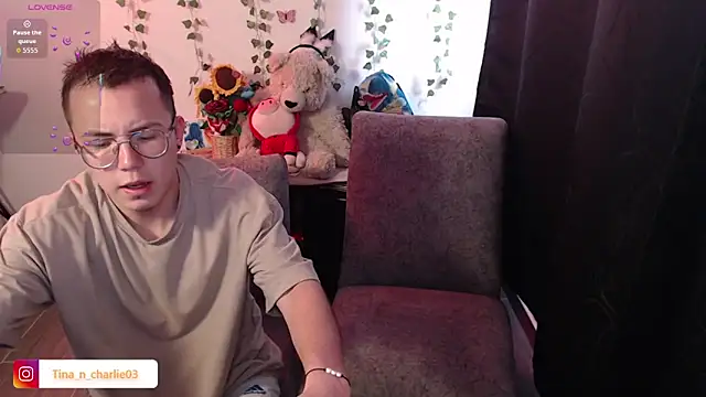 Tina 4 Charlie online show from March 9, 2026, 2:09 pm