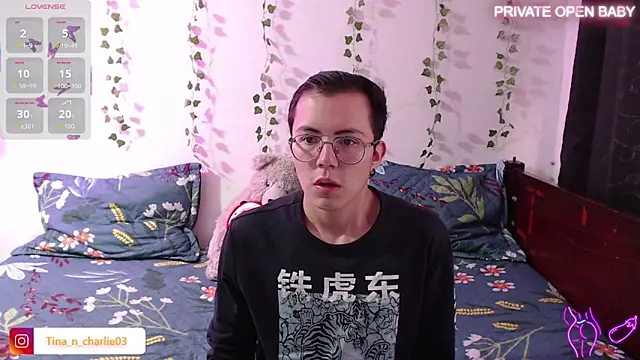 Tina 4 Charlie online show from November 13, 2025, 12:53 pm