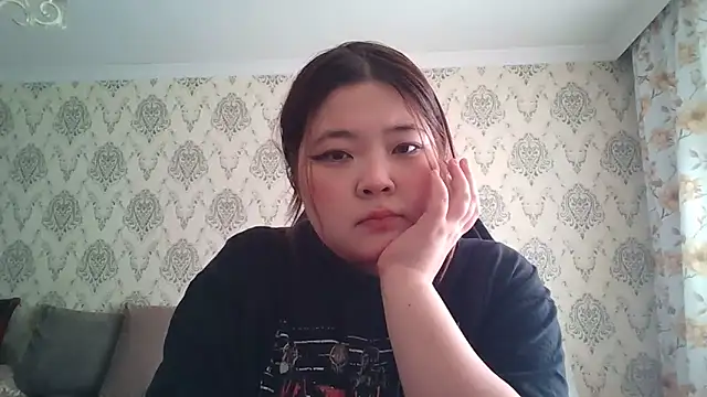 Snapshot of elysiann3 chatting on March 6, 2025, 9:14 am elysiann3 online show from March 6, 2025, 9:14 am