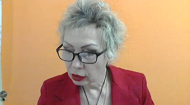 NessyJenixs online show from February 22, 2025, 5:24 pm