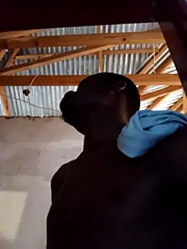 Snapshot of Choppies chatting on December 5, 2025, 2:15 pm Choppies online show from December 5, 2025, 2:15 pm