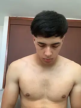 Snapshot of max_ryderr chatting on February 5, 2025, 9:18 pm max ryderr online show from February 5, 2025, 9:18 pm