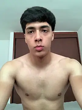 Snapshot of max_ryderr chatting on January 28, 2025, 3:04 pm max ryderr online show from January 28, 2025, 3:04 pm