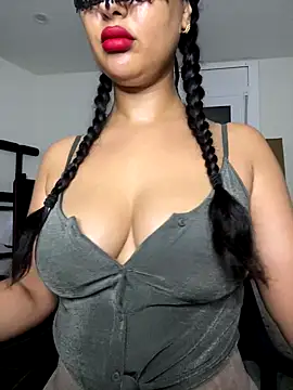 Lobna-alami online show from September 8, 2025, 9:36 pm