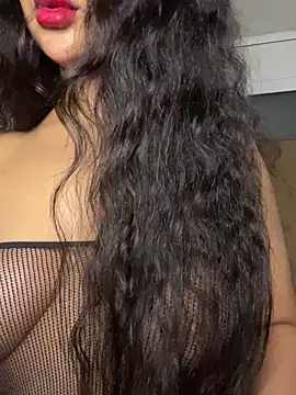 Lobna-alami online show from September 10, 2025, 2:49 pm