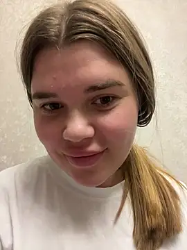 ella zzz online show from October 21, 2025, 12:11 am