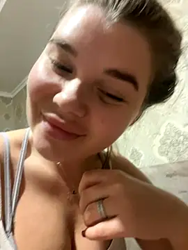 ella zzz online show from November 15, 2025, 9:52 pm