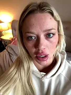 blissdimicco online show from October 13, 2025, 12:51 pm