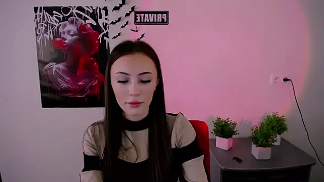 Nikonara Love online show from March 3, 2025, 12:17 pm