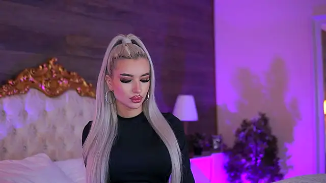 Juicy Jessye online show from September 14, 2025, 7:47 pm